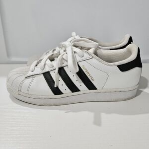 Adidas Youth Sneakers US 5 | Women's Size 6.5 White Black Superstar Jr. Classic